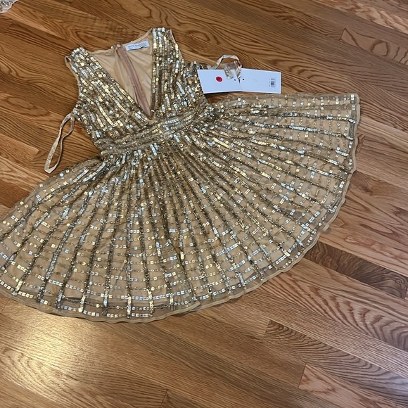 Mac Duggal Short Party Dress #10982 Size 4 NWT - Picture 5 of 17